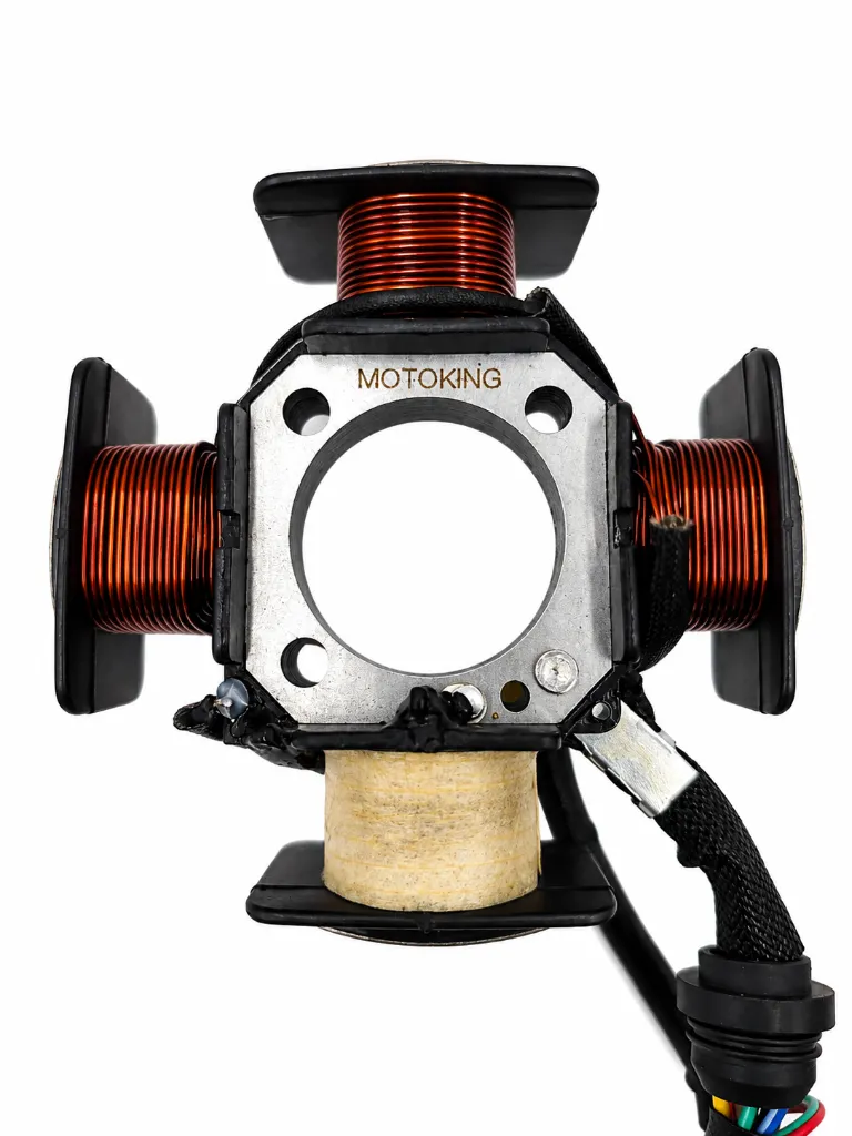EST-3102-0014 ESTATOR 4 BOBINAS DINAMO U2 U4 12 C.C 1.webp